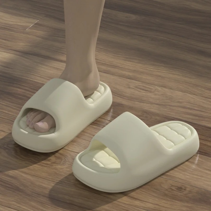 클라우드 슬리퍼 여성 플래드 여름 샌들 비치 논슬립 여 - Men Shoes 2026 리뷰 및 가격